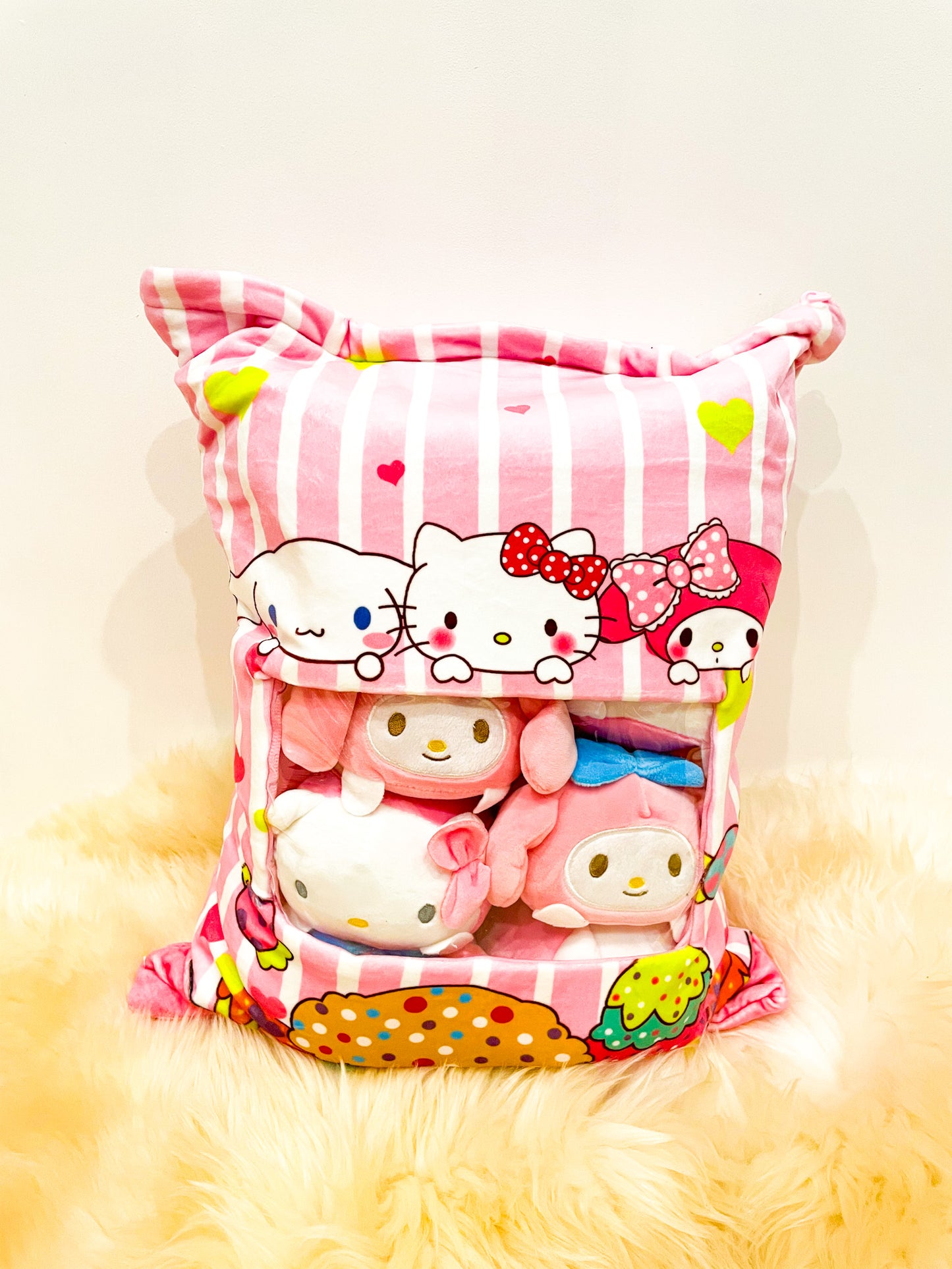 Hello Kitty Plushee Pillow